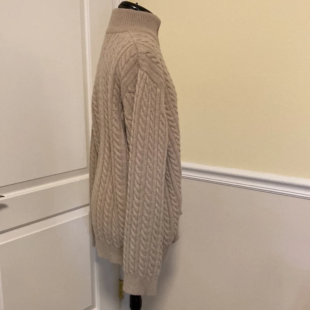 NWOT J.CREW BIEGE KNIT ZIP UP SWEATER